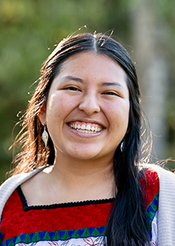 headshot photo of Brenda Rodriquez