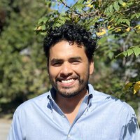 Headshot photo of Felix Hernandez