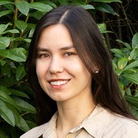 headshot photo for Sarah Chu