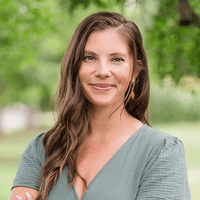 Headshot photo for Chelsea Gieryic