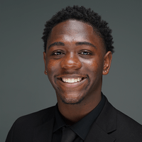 Headshot photo of Derrick Bradley